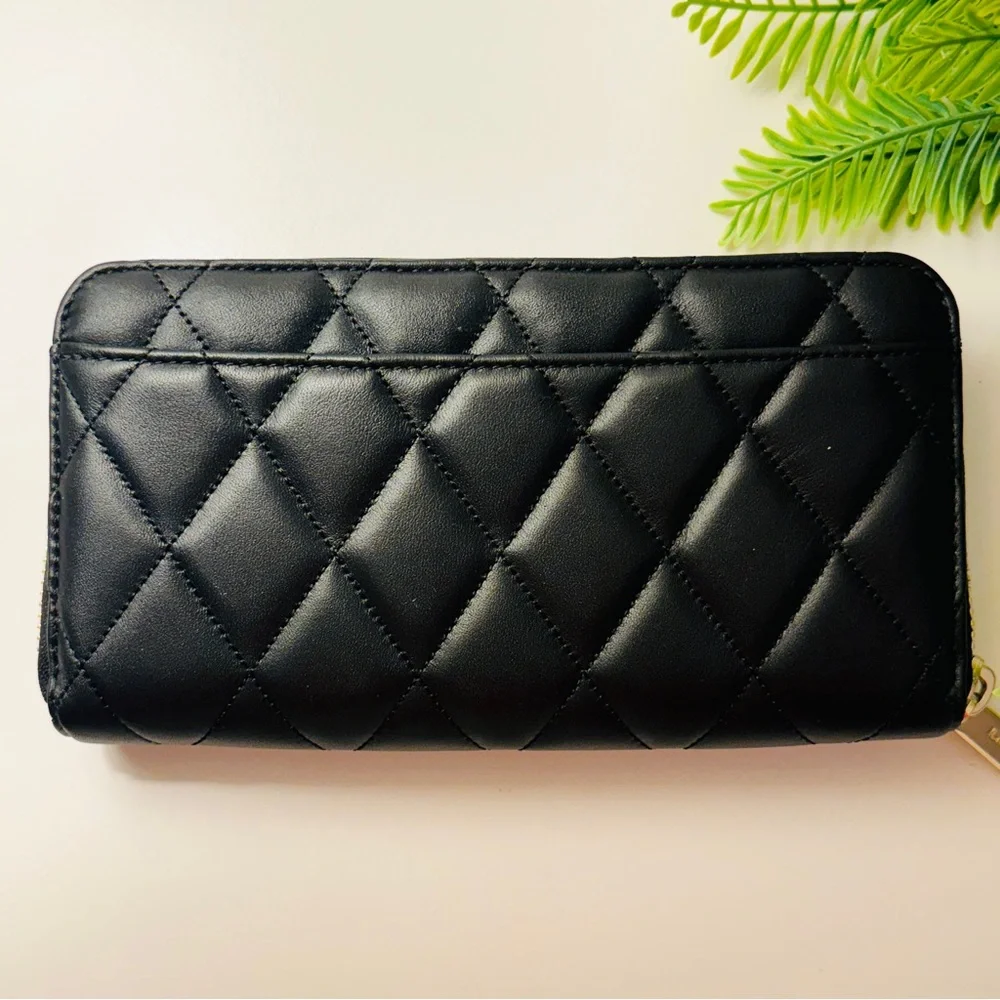 Kate Spade Quilted Black Leather Zip Around Wallet NWT - Picture 4 of 16